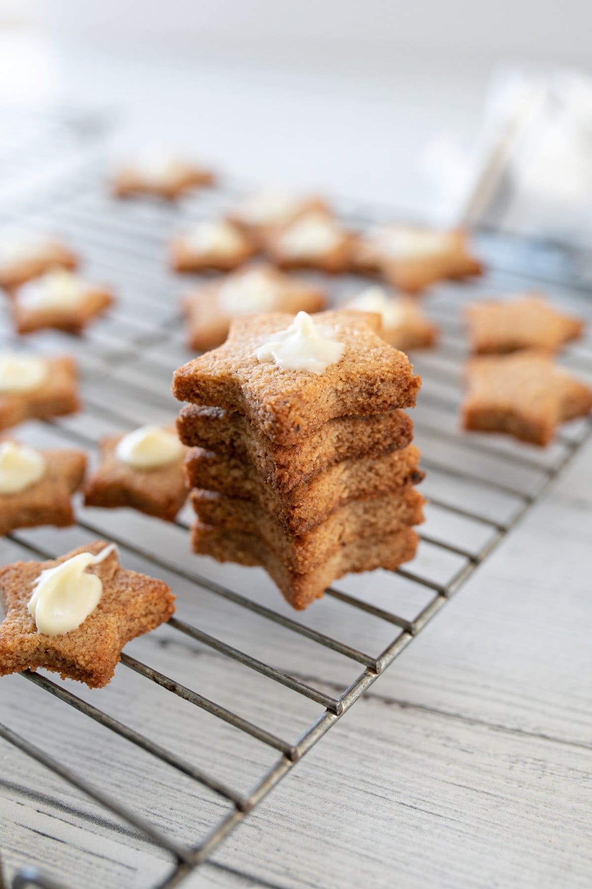 Keto Speculoos Cookies - All Day I Dream About Food